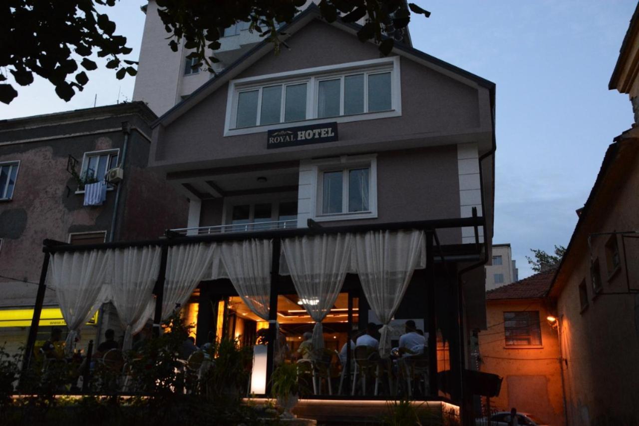 Royal Hotel Peshkopi Albania Екстериор снимка