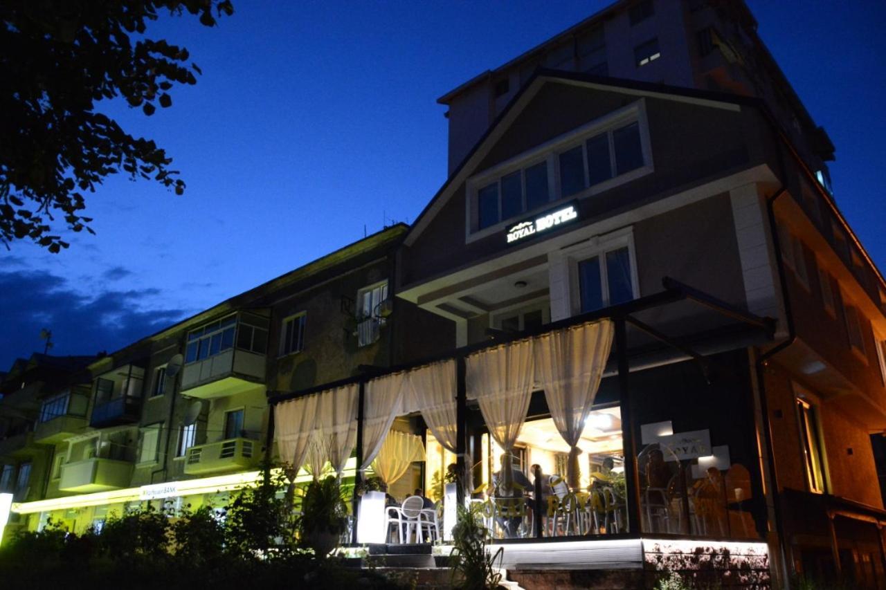 Royal Hotel Peshkopi Albania Екстериор снимка